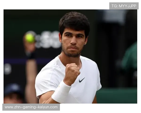 西班牙网球天才发飙拍断两把拍子 西班牙网球天才发飙拍断两把拍子