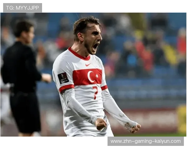 托特纳姆热刺弧顶直传直指禁区 托特纳姆热刺弧顶直传直指禁区