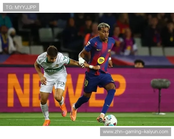 巴萨利用灵动走位不断冲击禁区