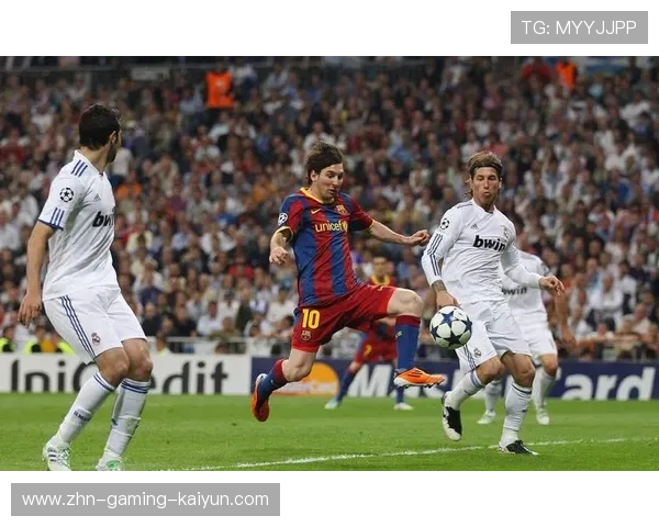 皇马前场高频换位,对手防线被频频撕扯